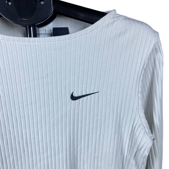 Nike Women’s Ribbed Long Sleeve Top Small White Stretch Tee Activewear Pullover - Picture 5 of 5